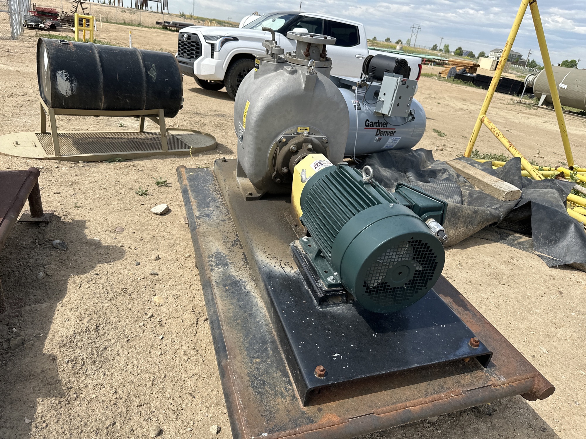 2020 Pioneer 10 HP Wet-Prime Centrifugal Pump Package photo 3